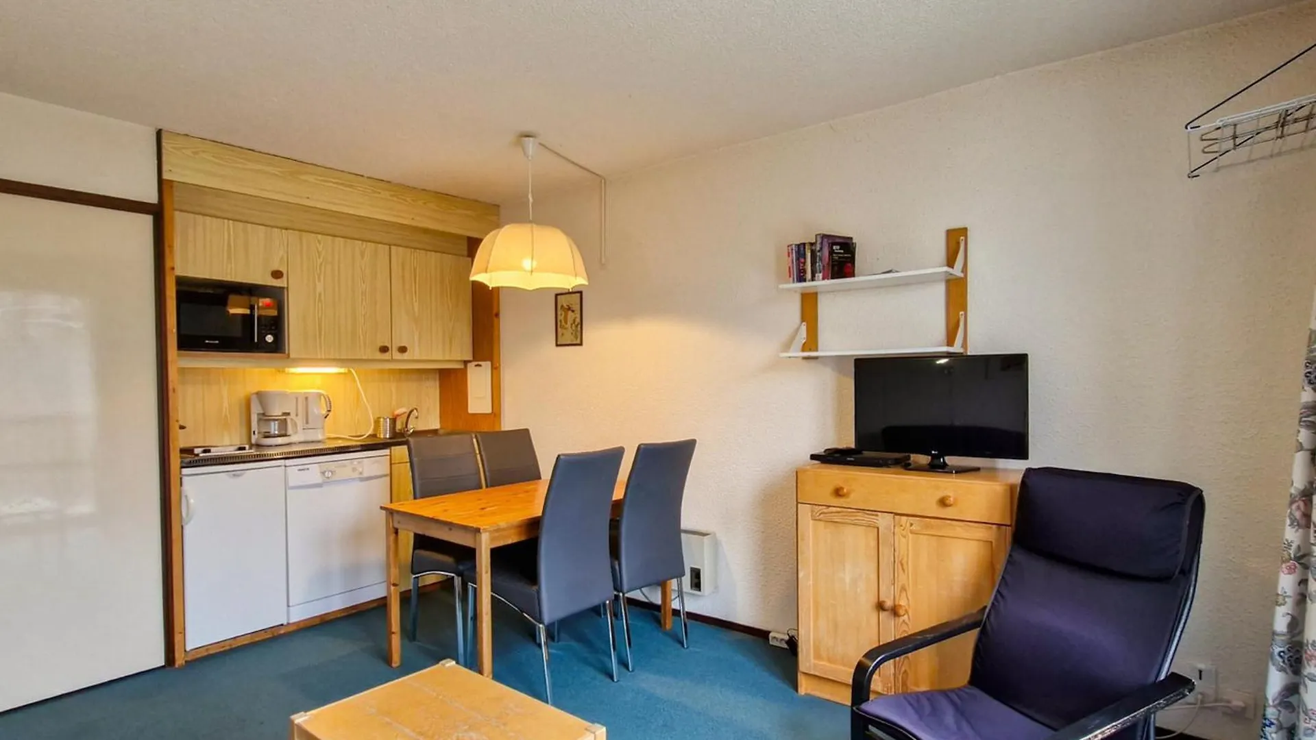 Studio Confortable Proche Des Pistes Balcon - Fr-1-425-164 Flaine 0*,  France